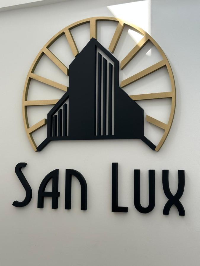 San Lux Dunavska Novi Sad Eksteriør billede