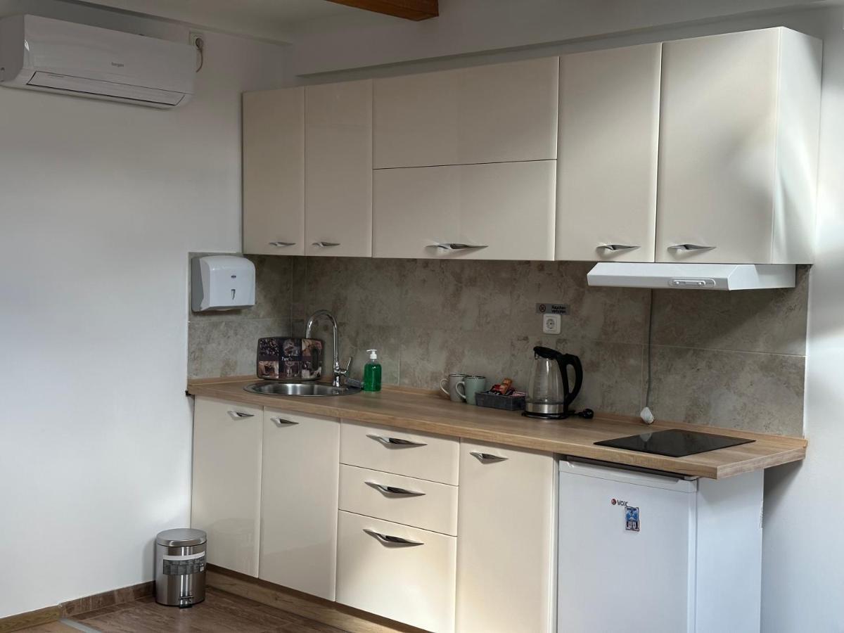 San Lux Dunavska Novi Sad Eksteriør billede