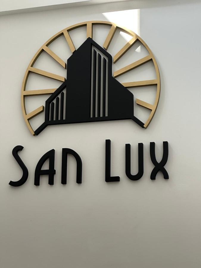 San Lux Dunavska Novi Sad Eksteriør billede